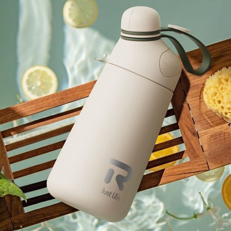 Insulated Water Bottle For Kids & Adults With Easy Portability