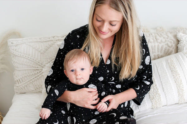 Floral Delivery Hospital Robe & Matching Baby Girl Coming Home Outfit – Baby  Be Mine